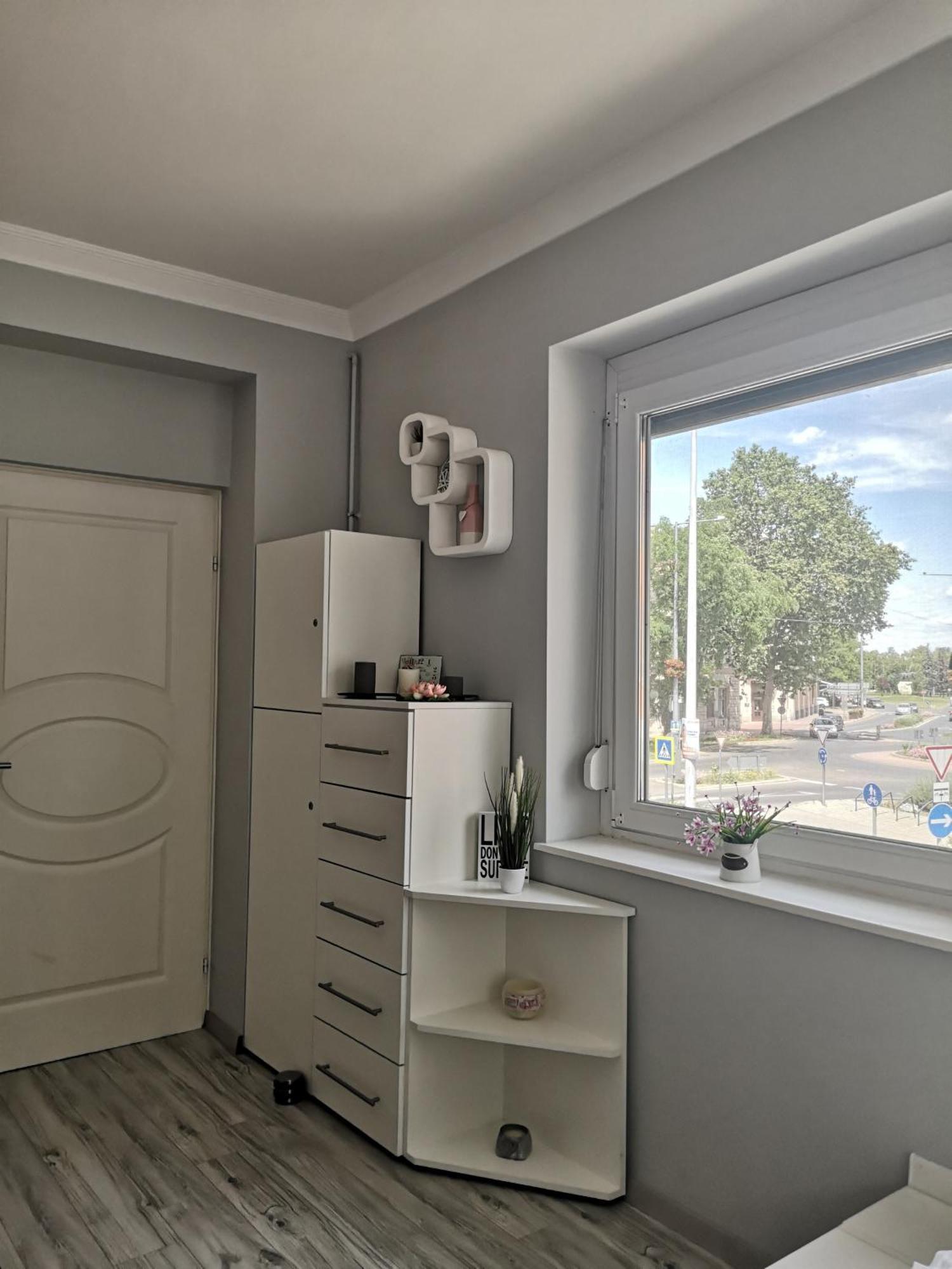 Centrum Luxus Apartman Mako Exterior photo