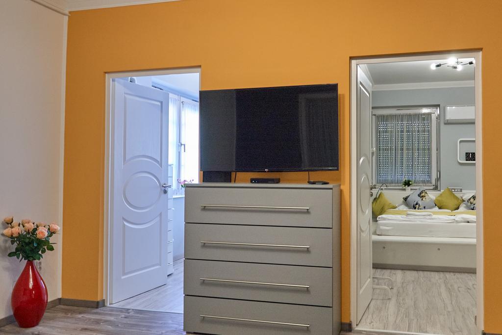 Centrum Luxus Apartman Mako Exterior photo